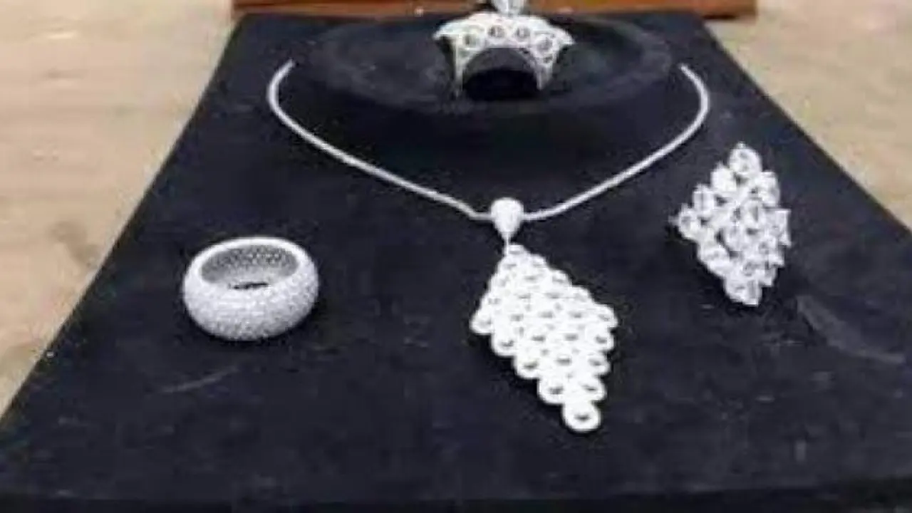 تغيرات سعر الفضة في مصر خلال تعاملات يوم الجمعة 13 مارس 2026